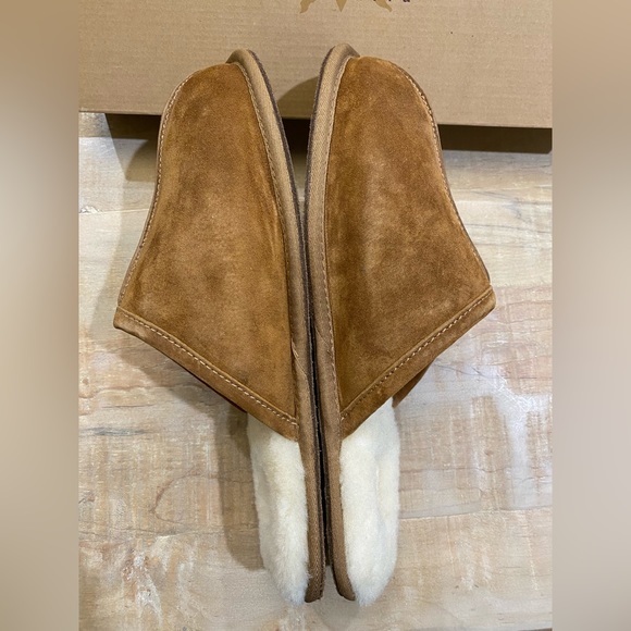 UGG Mens Scuff Slipper shoes sheepskin new in box - Picture 7 of 10